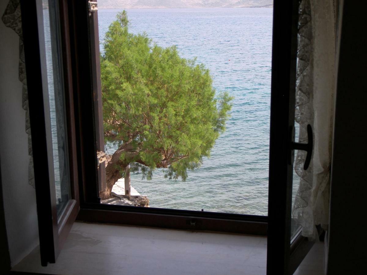 Hiona Cottage 古卡斯特隆 外观 照片