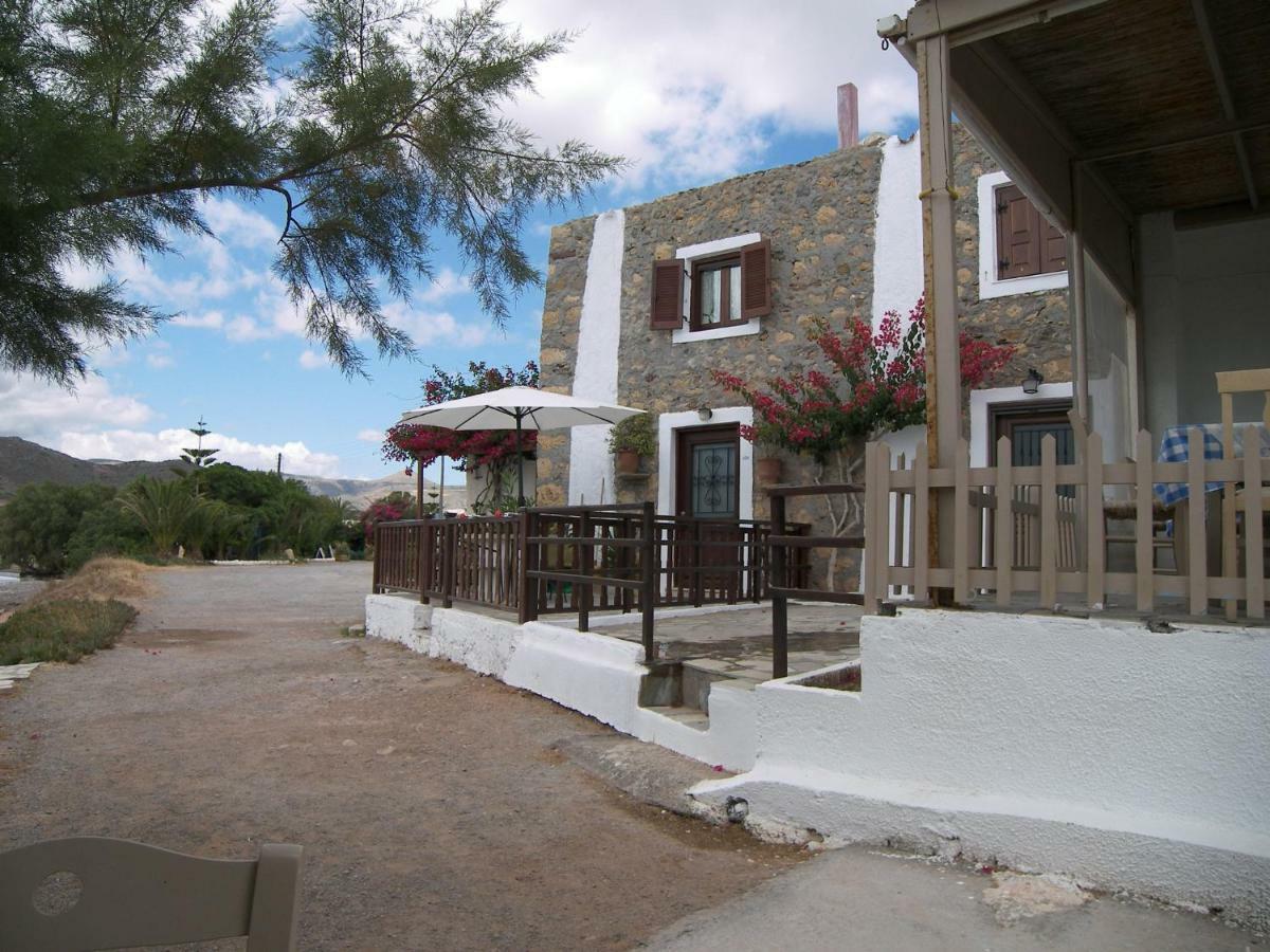 Hiona Cottage 古卡斯特隆 外观 照片